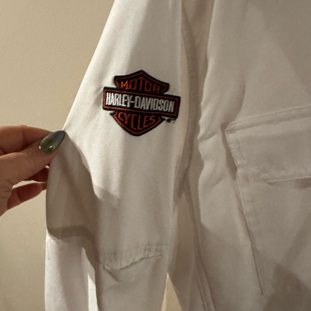 Harley-Davidson Classic White Button Down Shirt - Picture 3 of 6